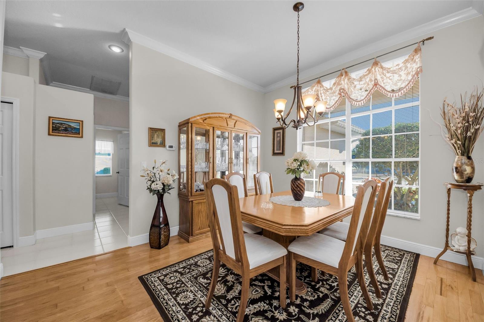 Image 10 of 54 For 1860 Kinsmere Drive