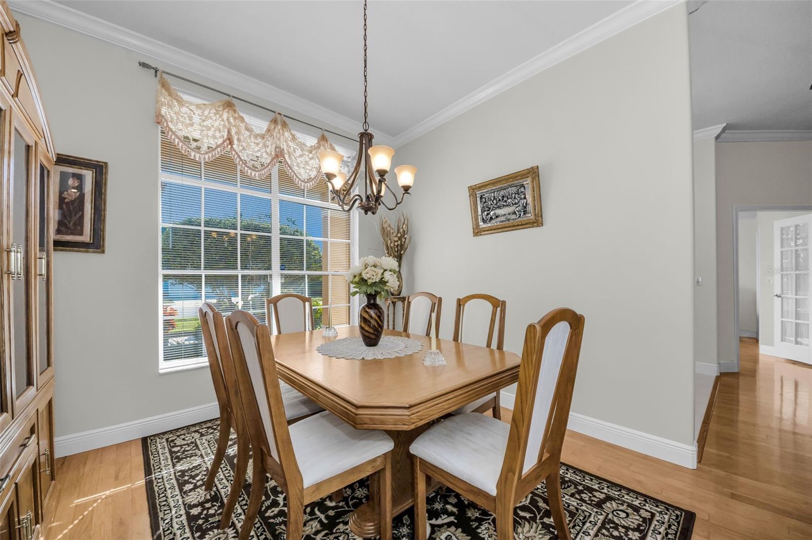 Image 11 of 54 For 1860 Kinsmere Drive