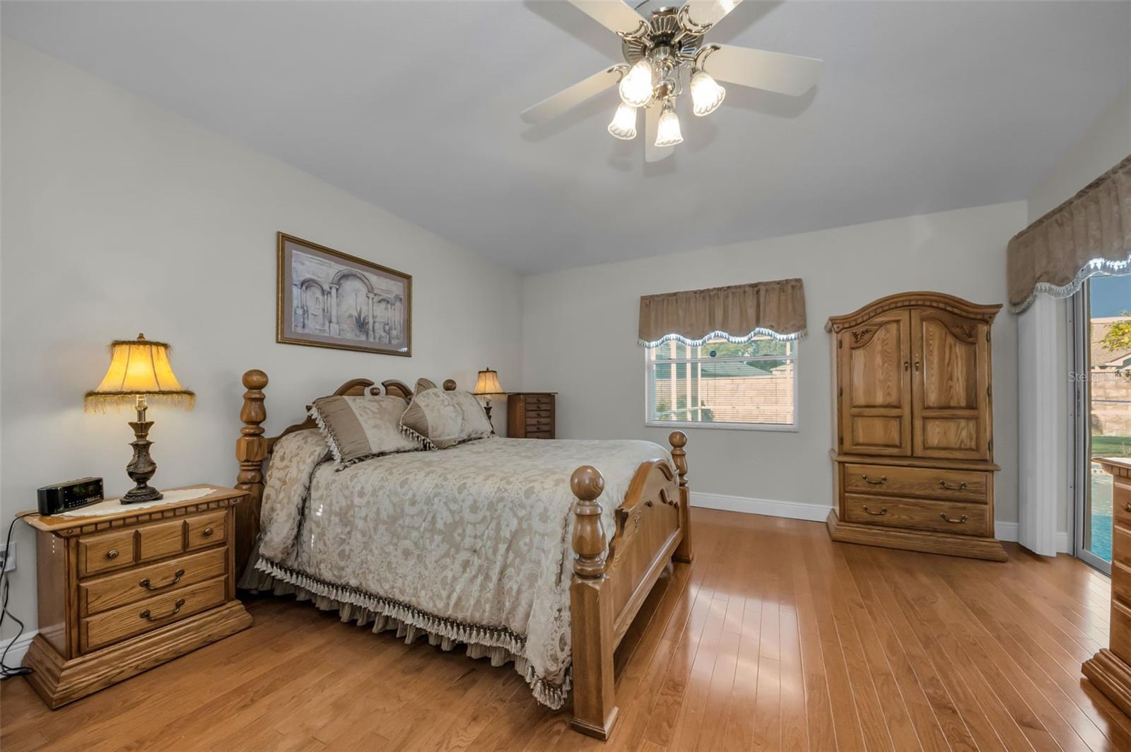 Image 12 of 54 For 1860 Kinsmere Drive