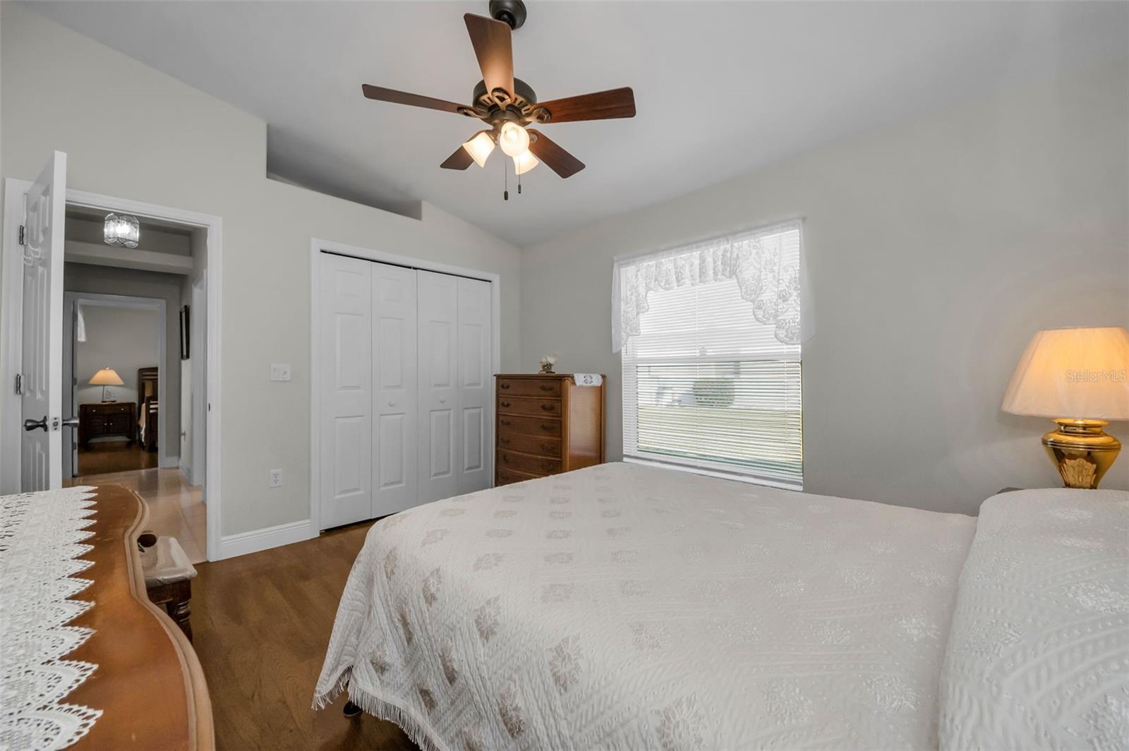 Image 27 of 54 For 1860 Kinsmere Drive