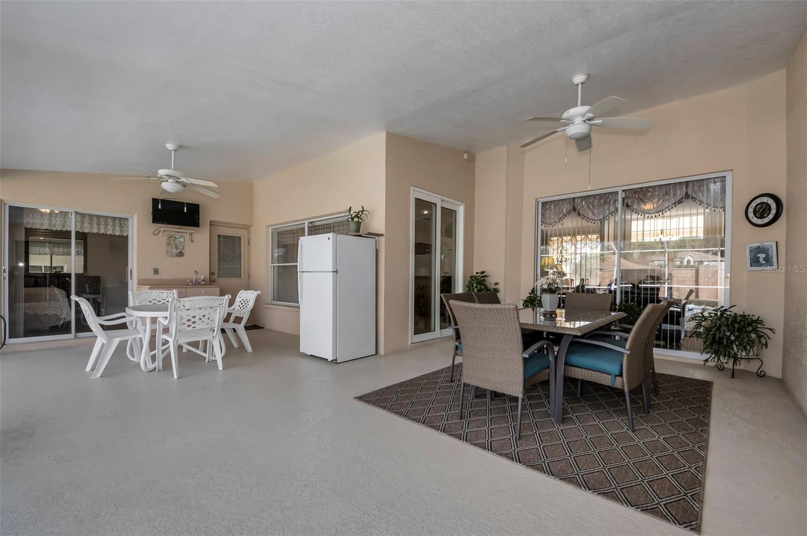 Image 34 of 54 For 1860 Kinsmere Drive