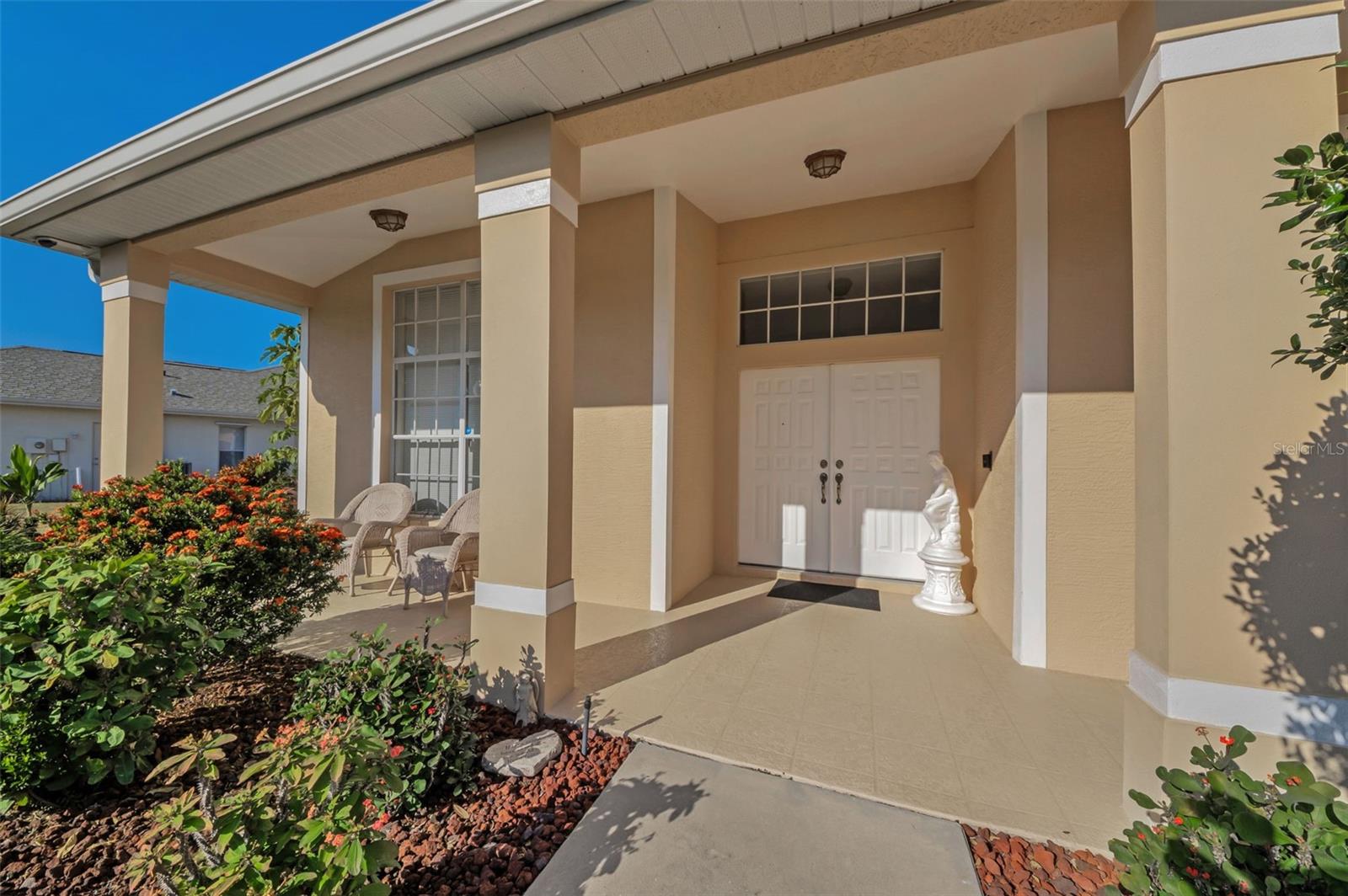 Image 4 of 54 For 1860 Kinsmere Drive