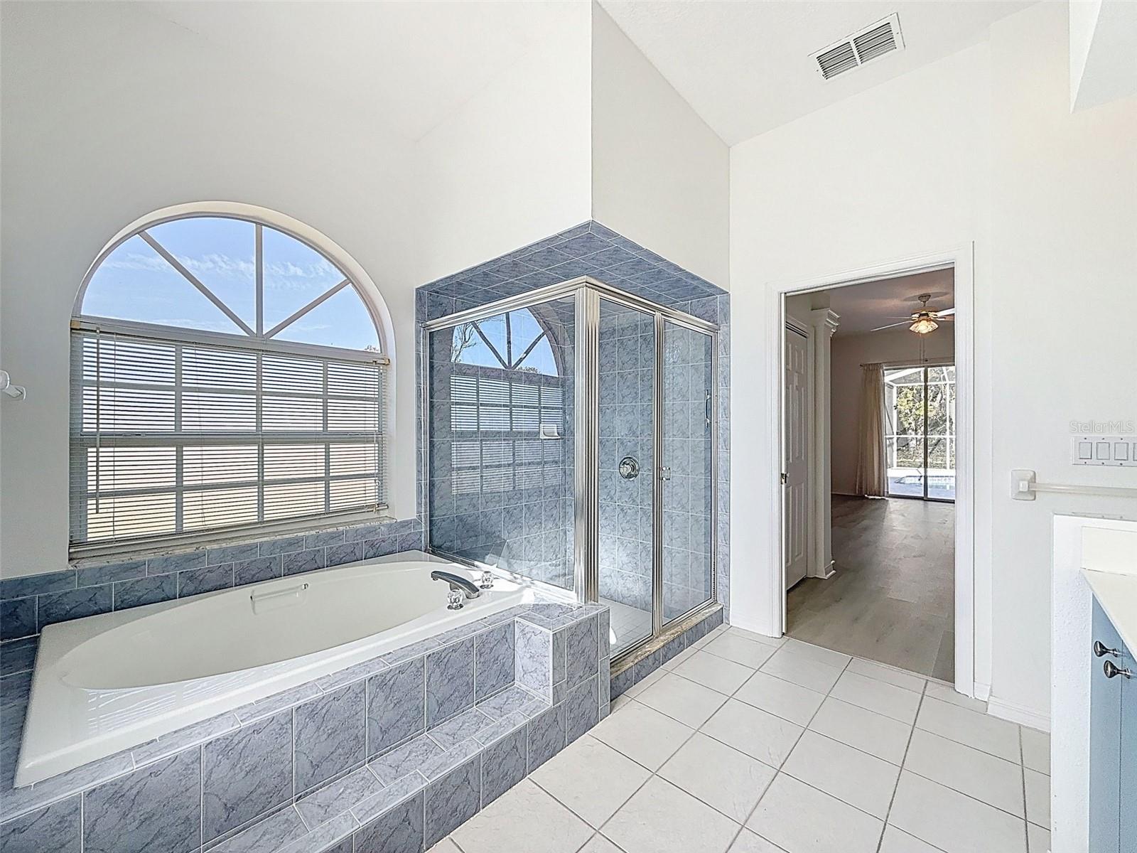 Image 18 of 57 For 11345 Long Hill Court