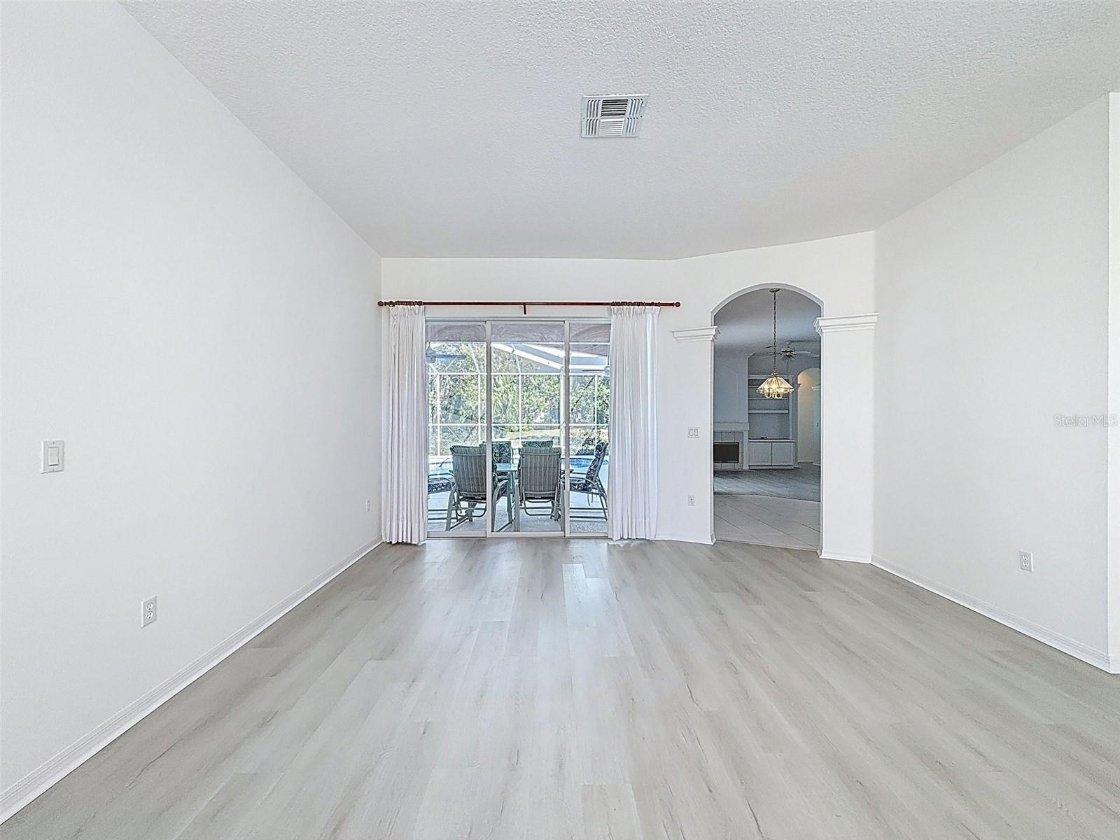 Image 20 of 57 For 11345 Long Hill Court