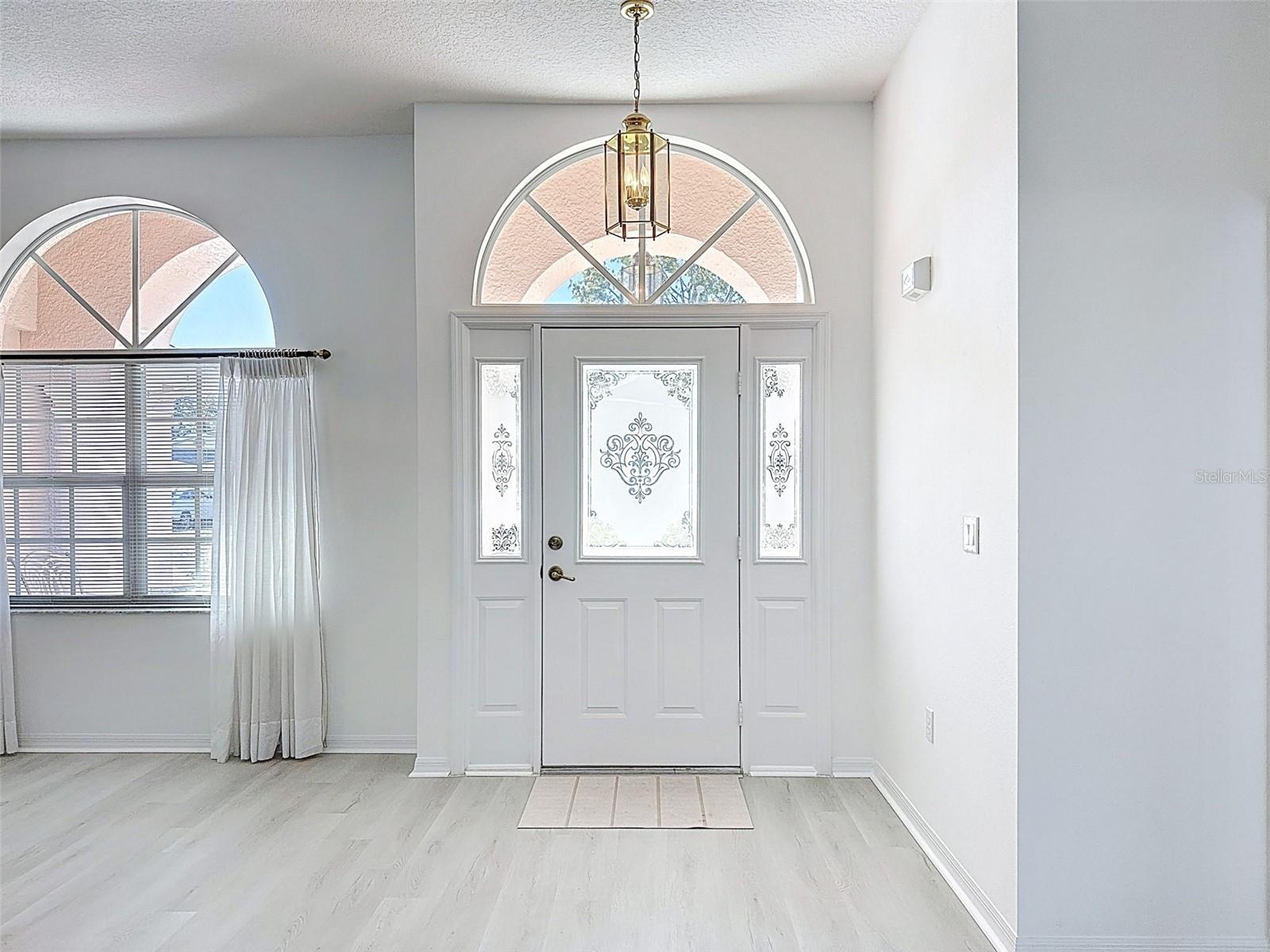 Image 9 of 57 For 11345 Long Hill Court