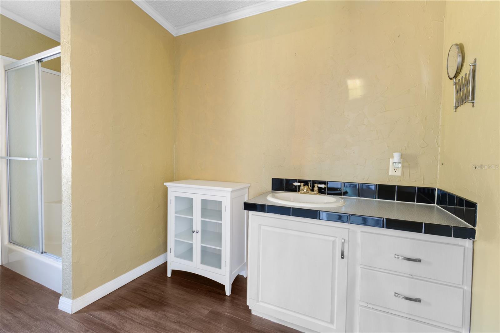 Image 17 of 49 For 4912 Miley Road