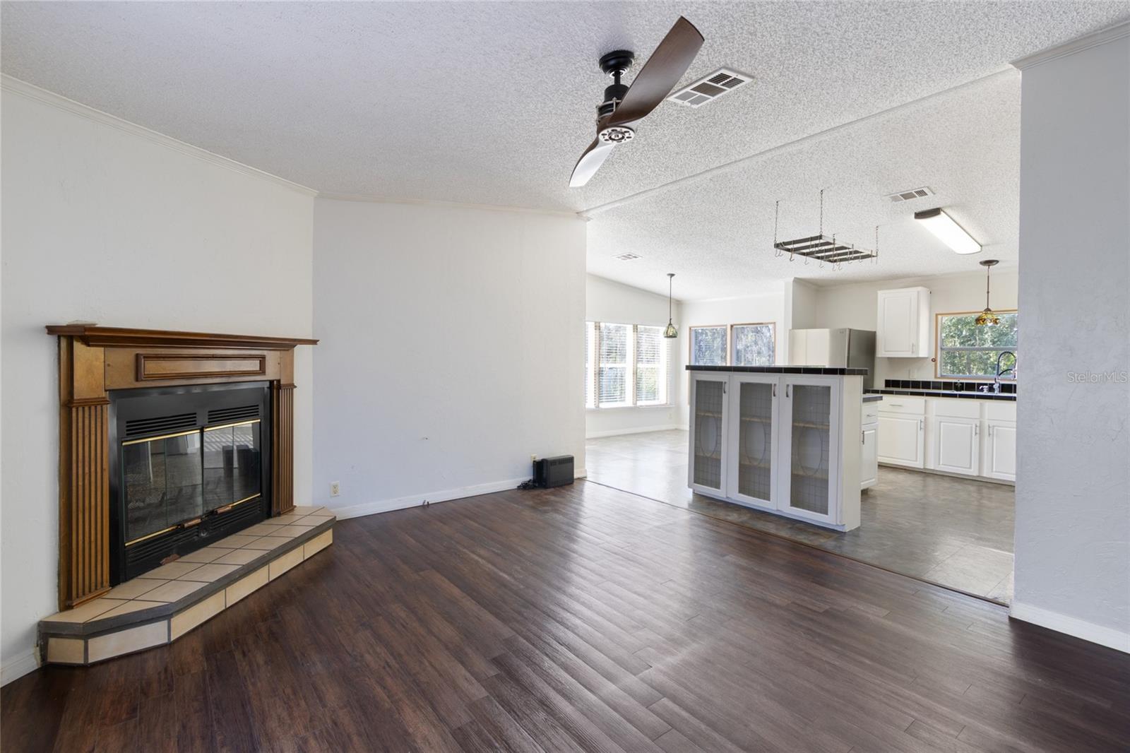 Image 25 of 49 For 4912 Miley Road