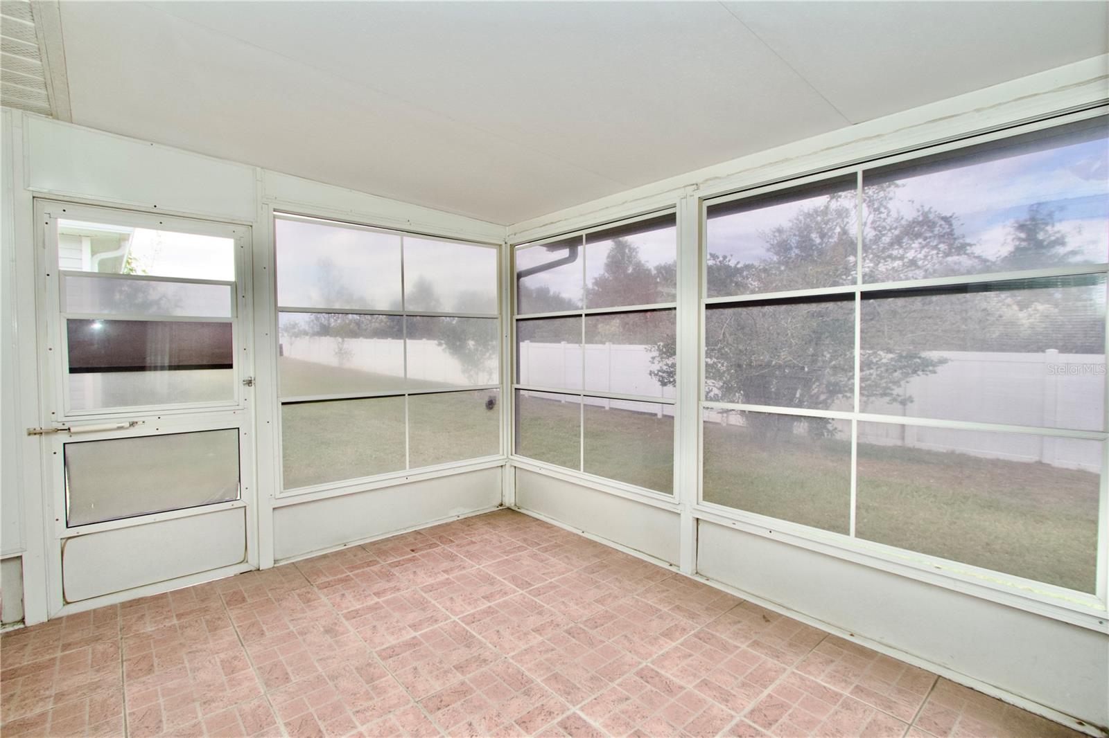 Image 28 of 39 For 29241 Kapalua Way