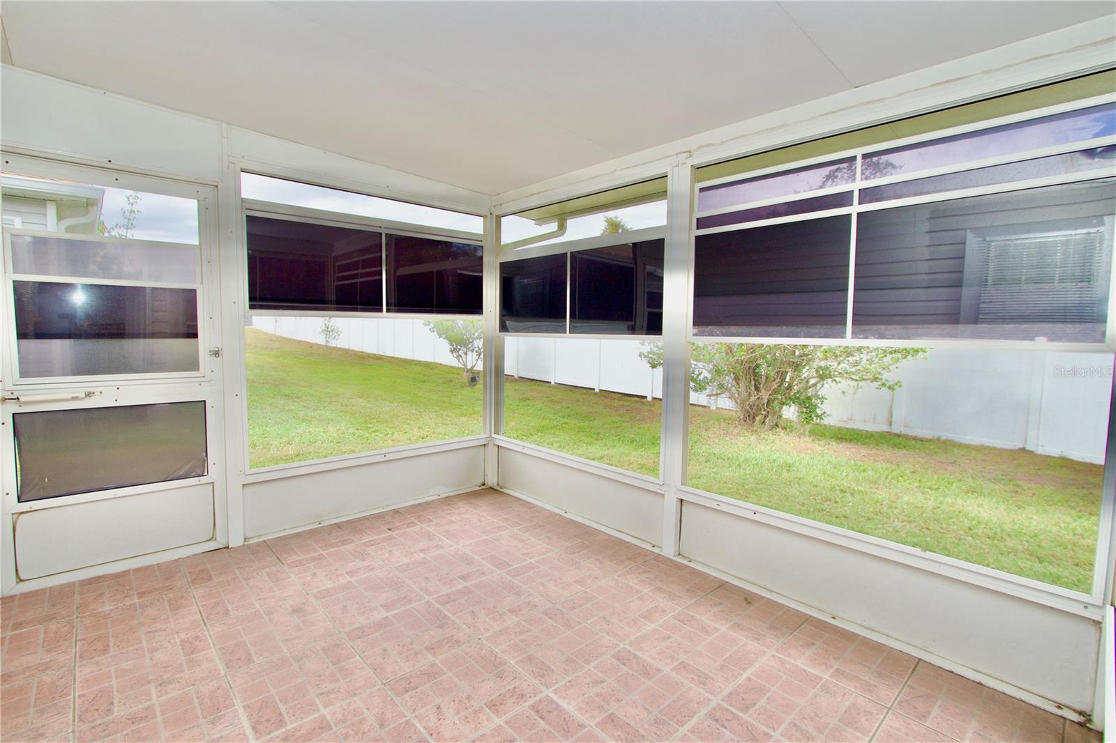 Image 29 of 39 For 29241 Kapalua Way