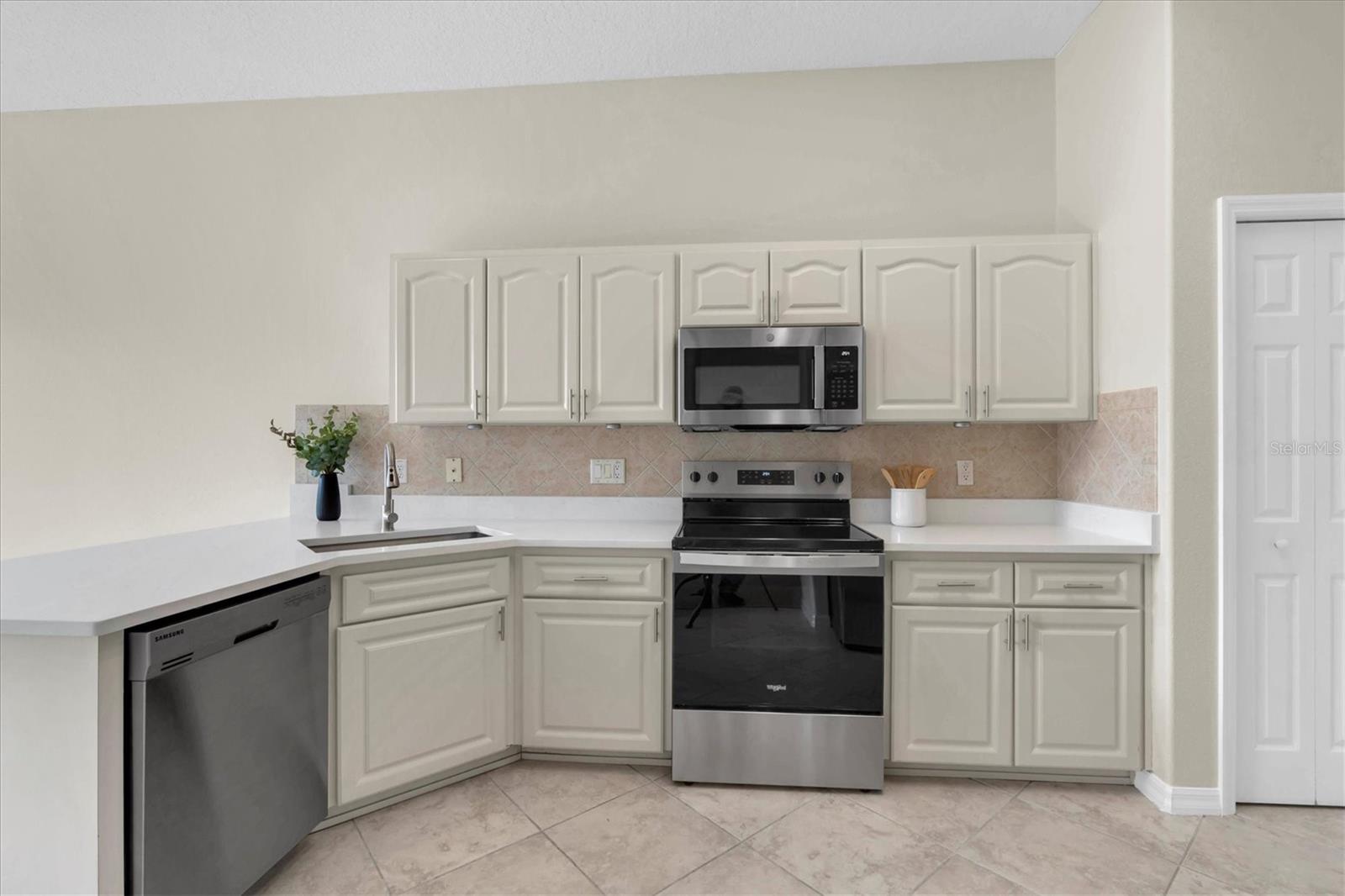 Image 12 of 32 For 11520 Lounds Court