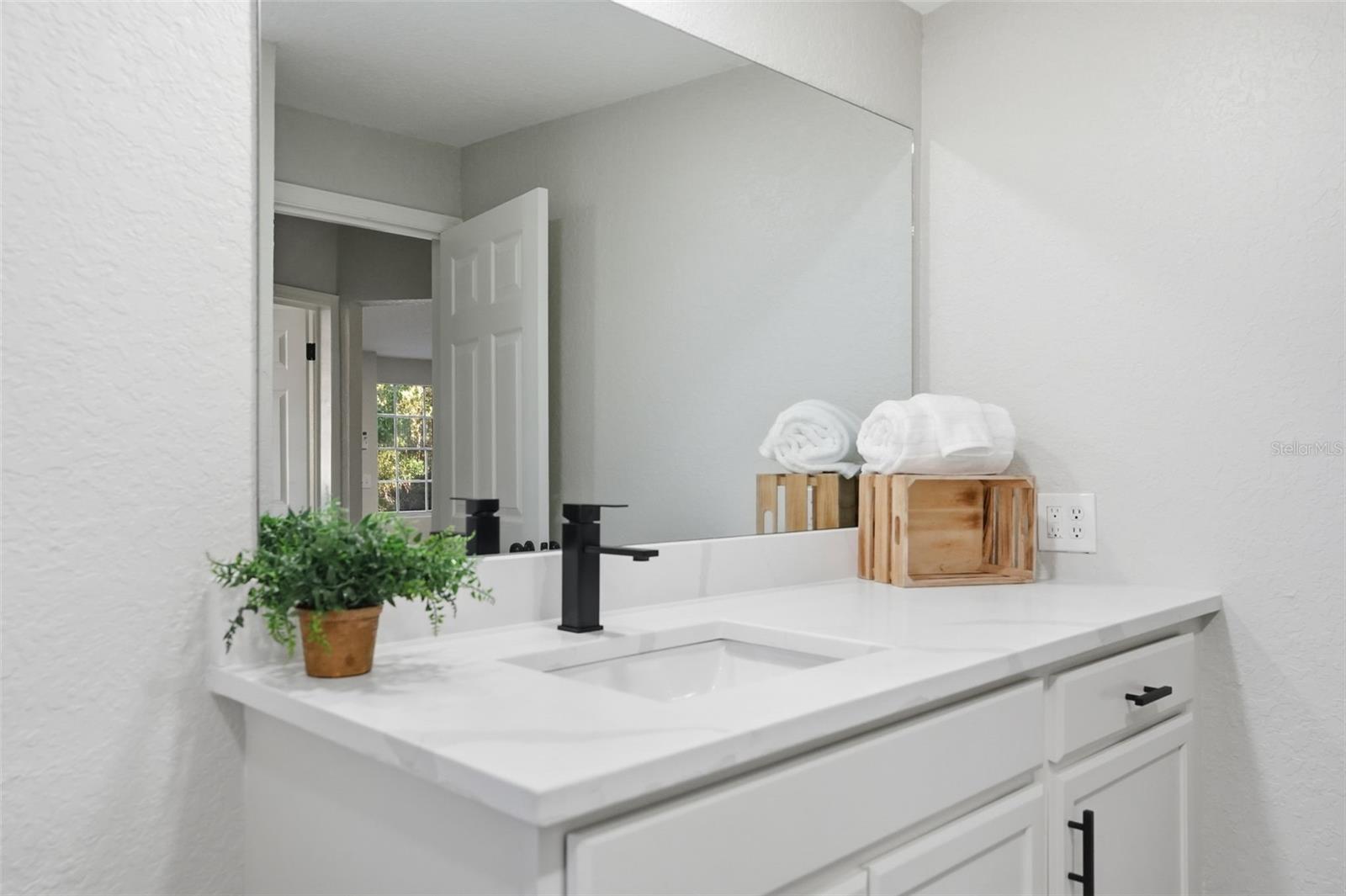 Image 8 of 23 For 10308 Mallard Lane