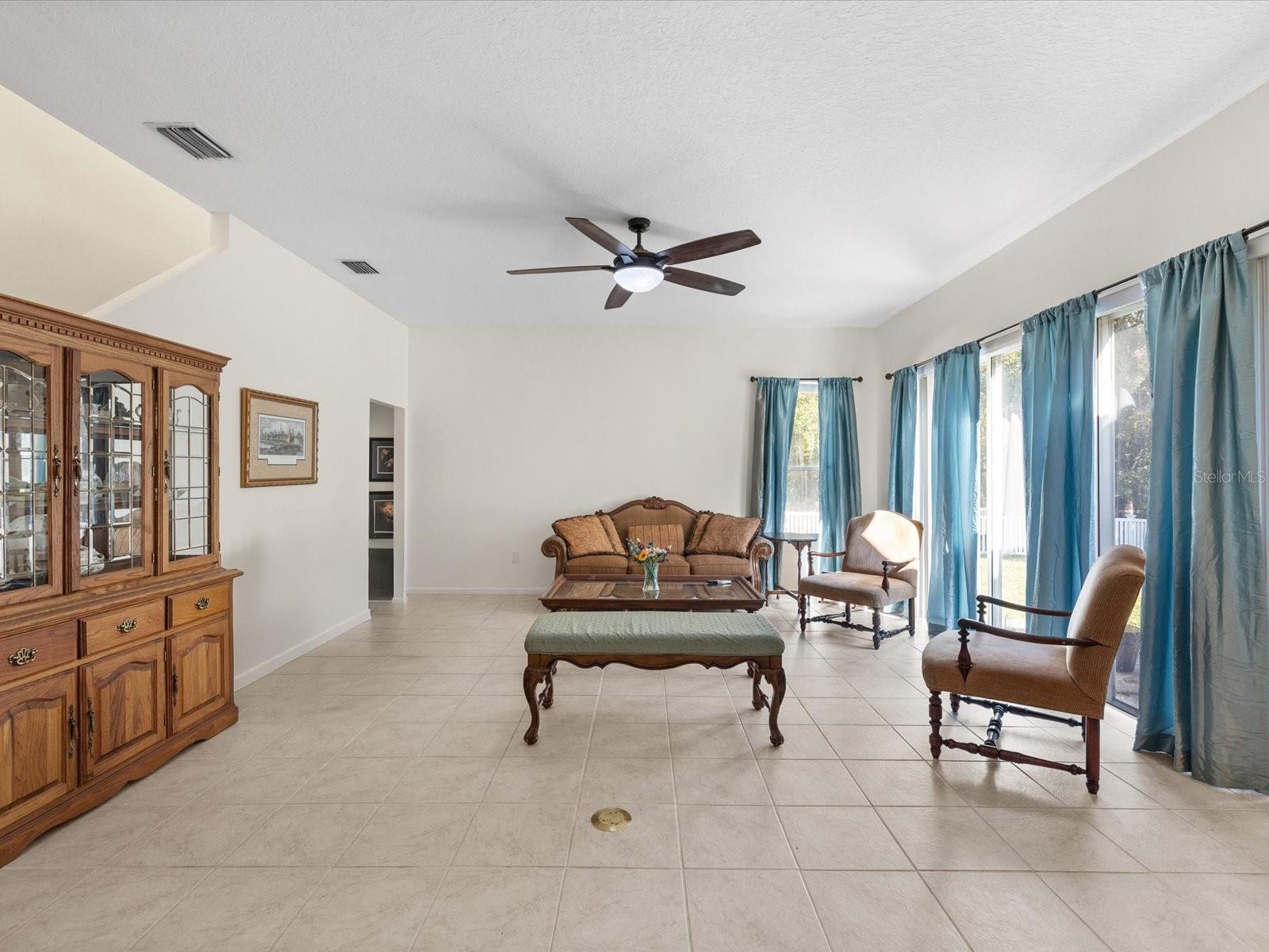 Image 26 of 100 For 26249 Sword Dancer Drive