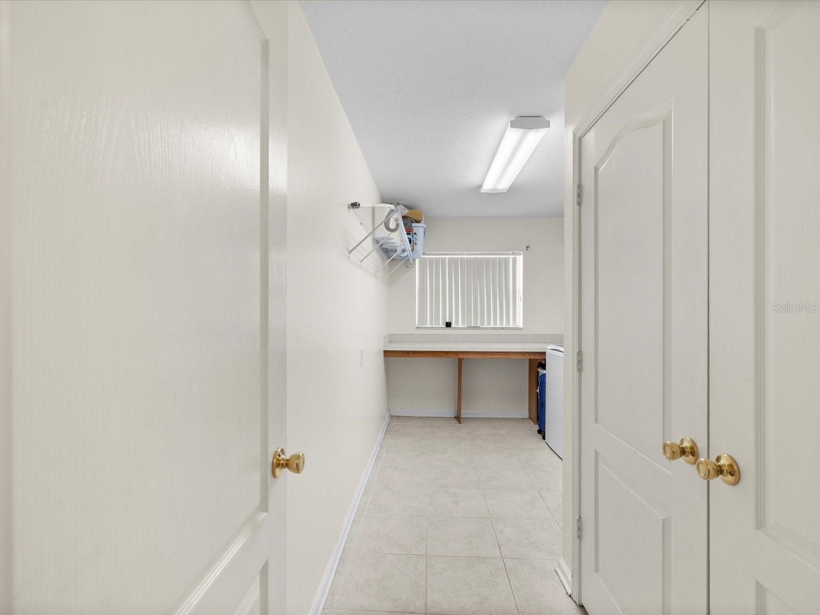 Image 39 of 100 For 26249 Sword Dancer Drive