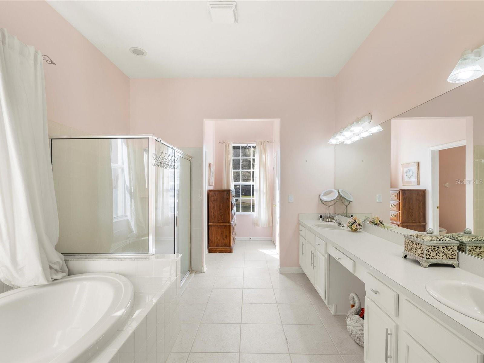 Image 4 of 100 For 26249 Sword Dancer Drive