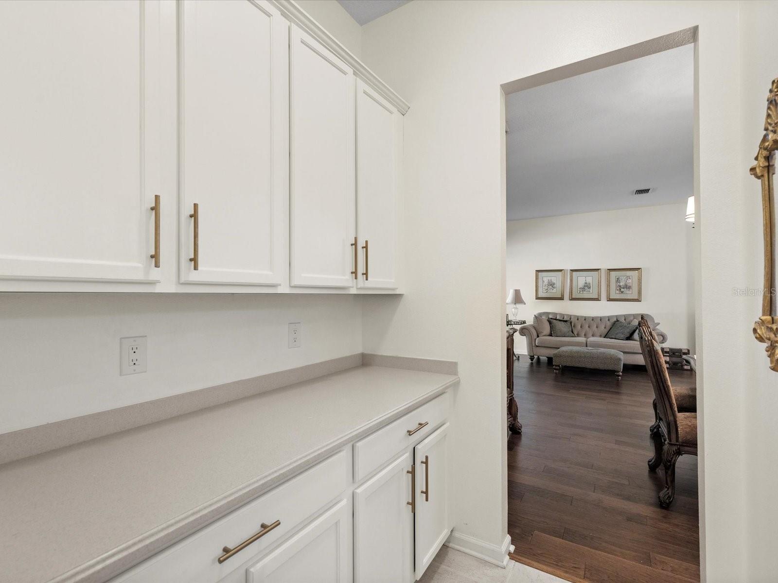 Image 42 of 100 For 26249 Sword Dancer Drive