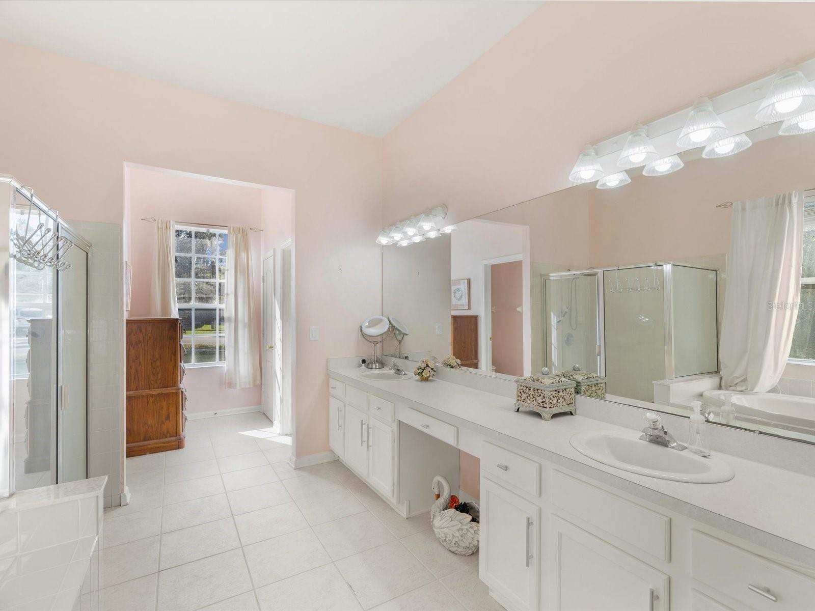 Image 8 of 100 For 26249 Sword Dancer Drive