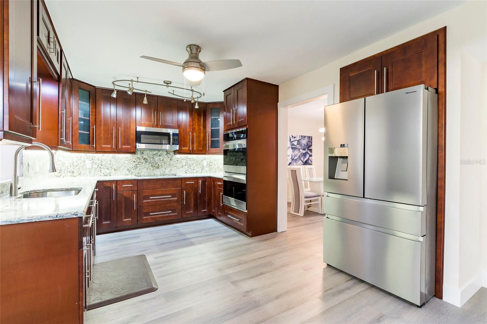 Image 17 of 35 For 1050 Rafael Boulevard Ne 1