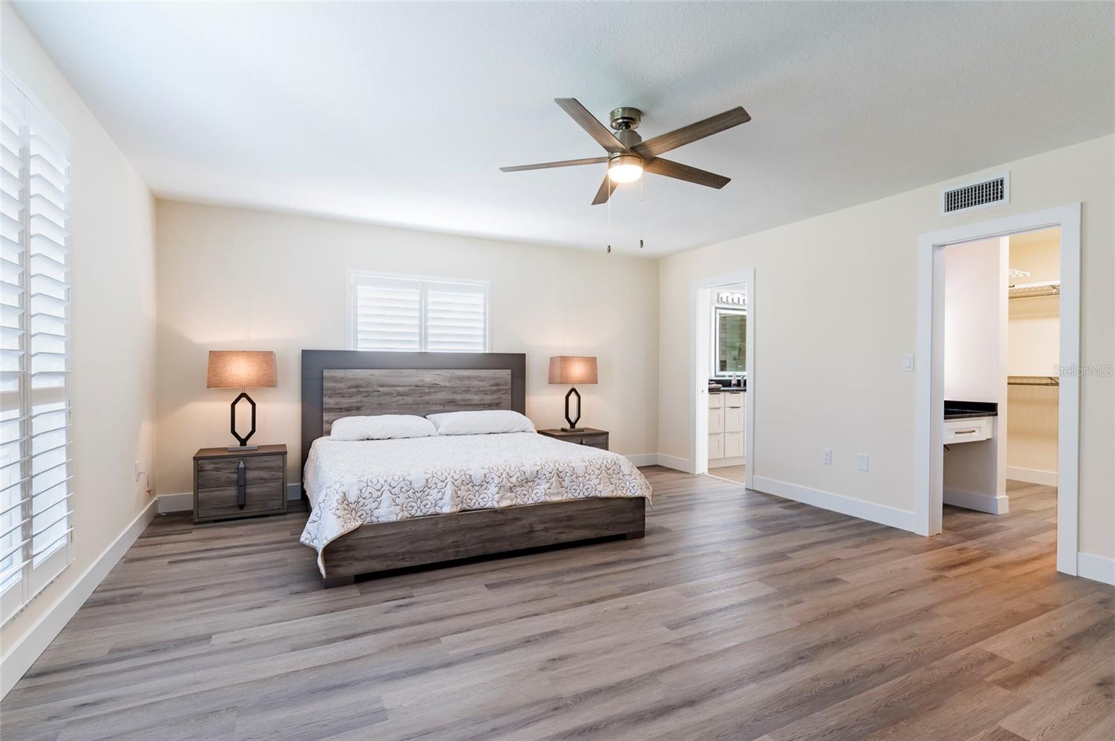 Image 26 of 35 For 1050 Rafael Boulevard Ne 1