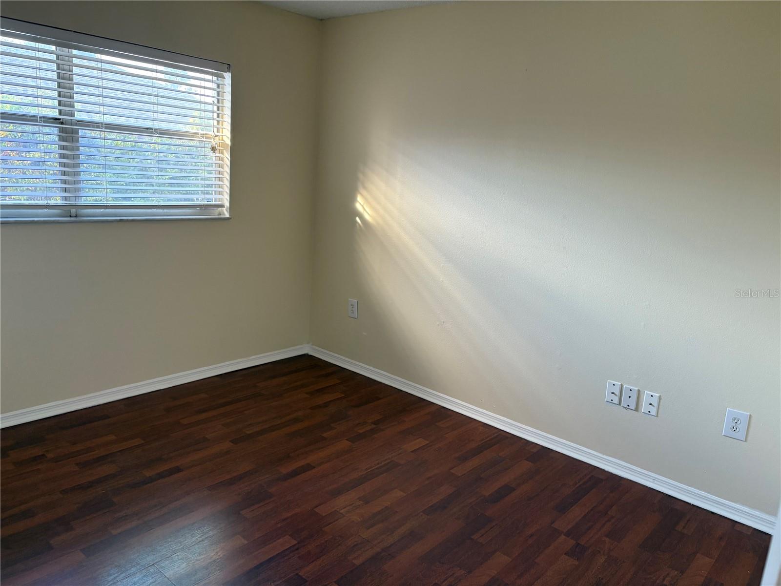 Image 17 of 19 For 9371 Mallard Street