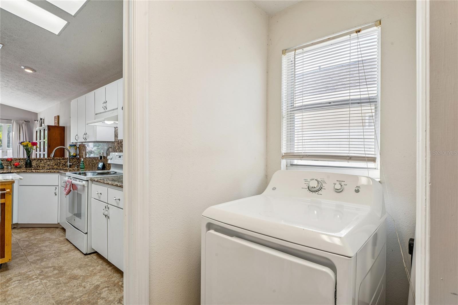 Image 25 of 44 For 7818 Fashion Loop