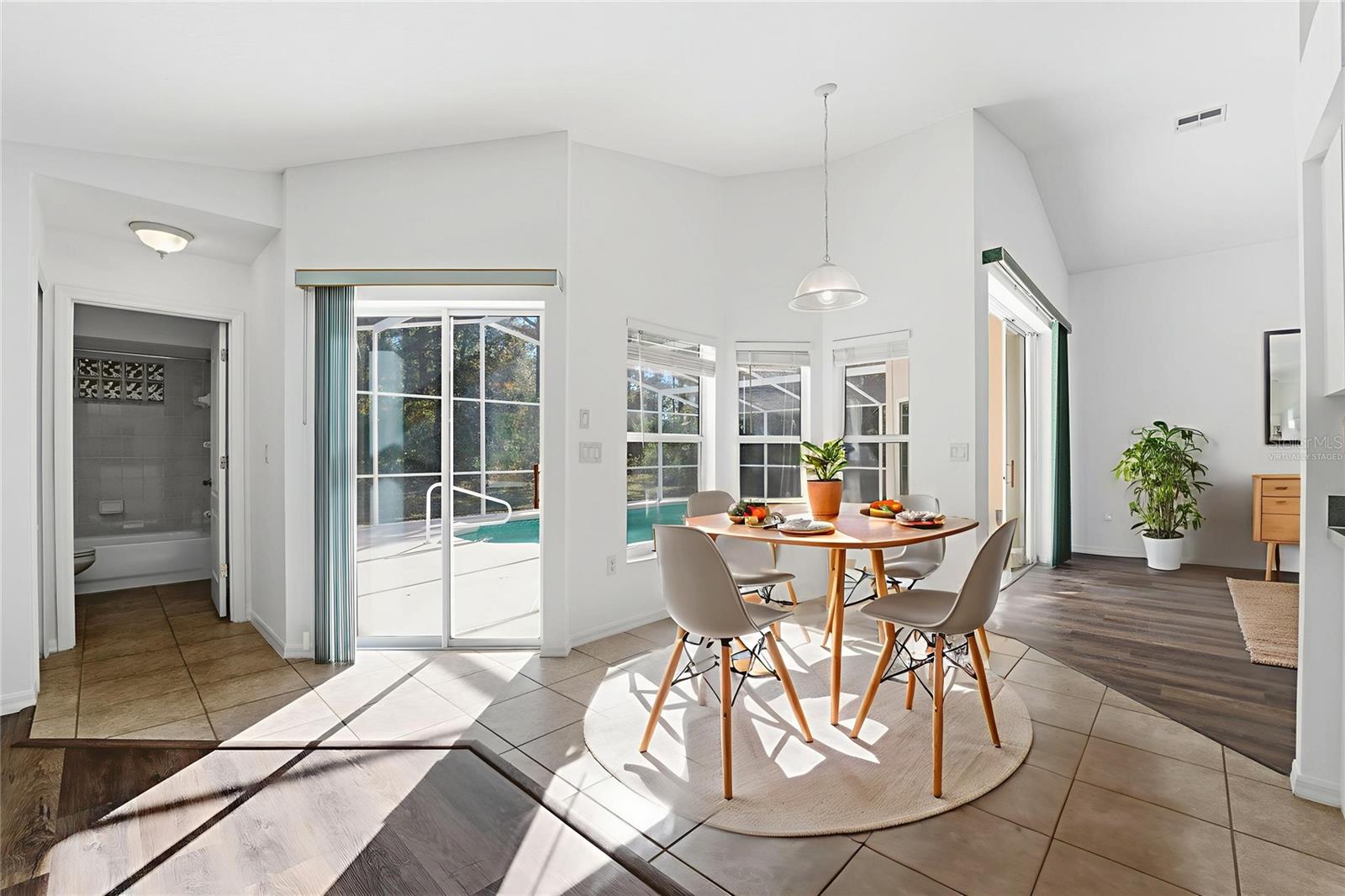 Image 12 of 68 For 4930 Pinto Loop