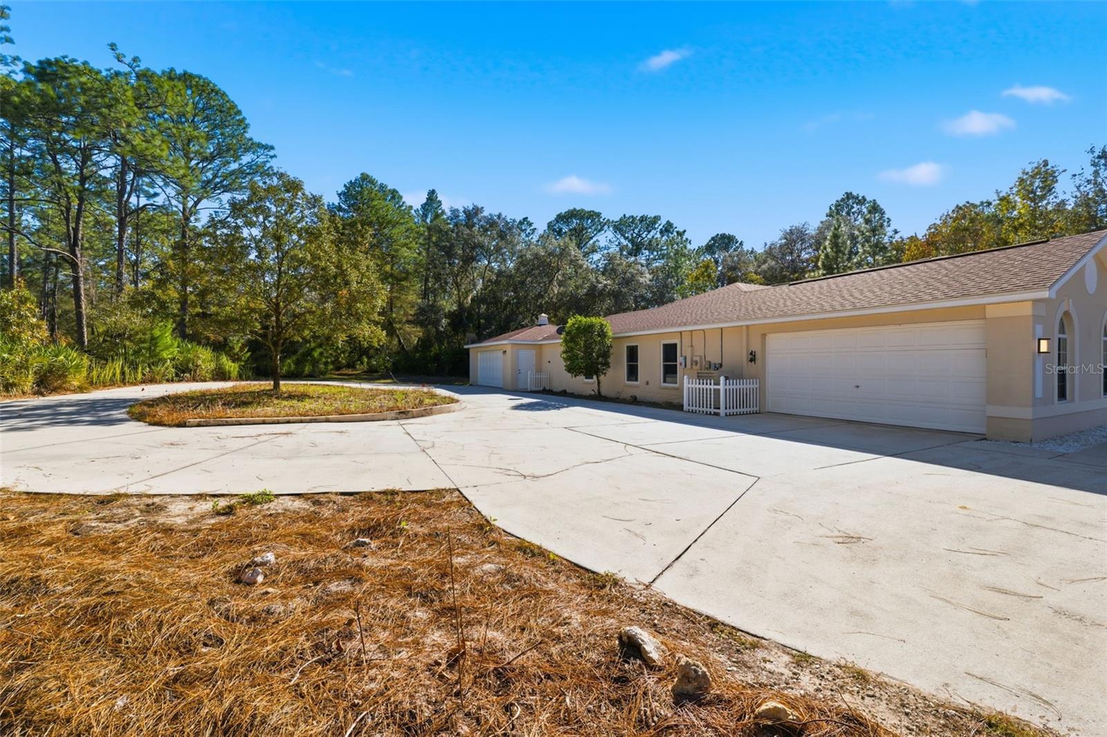 Image 40 of 68 For 4930 Pinto Loop