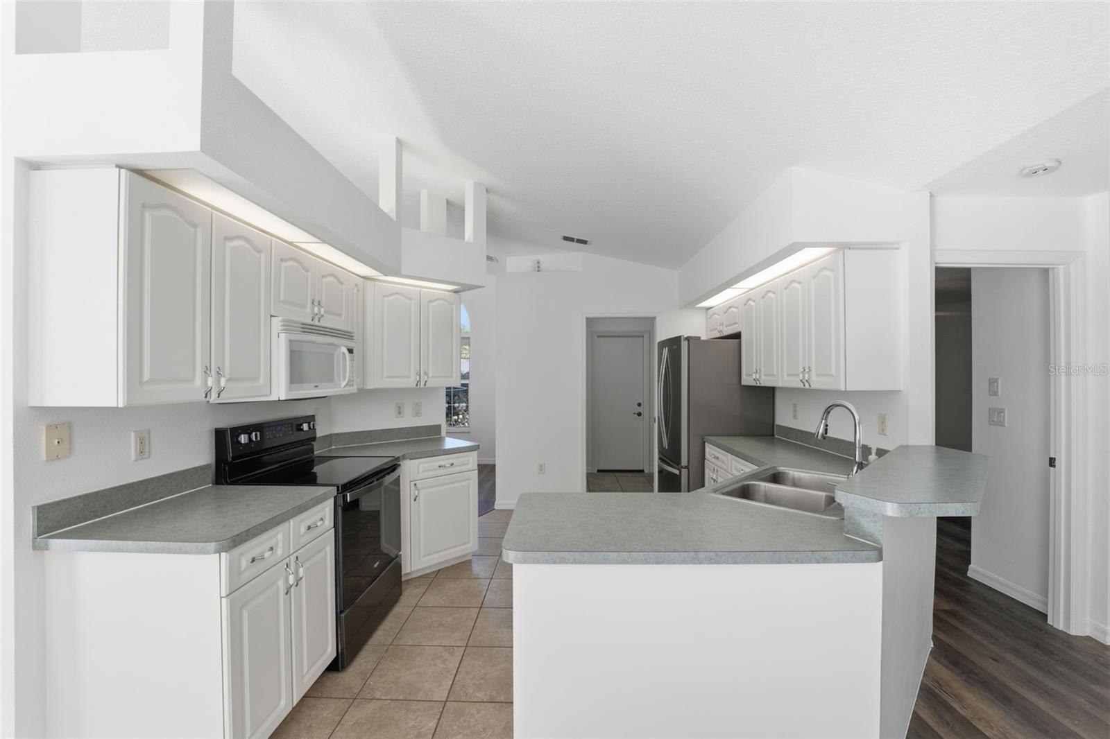 Image 62 of 68 For 4930 Pinto Loop