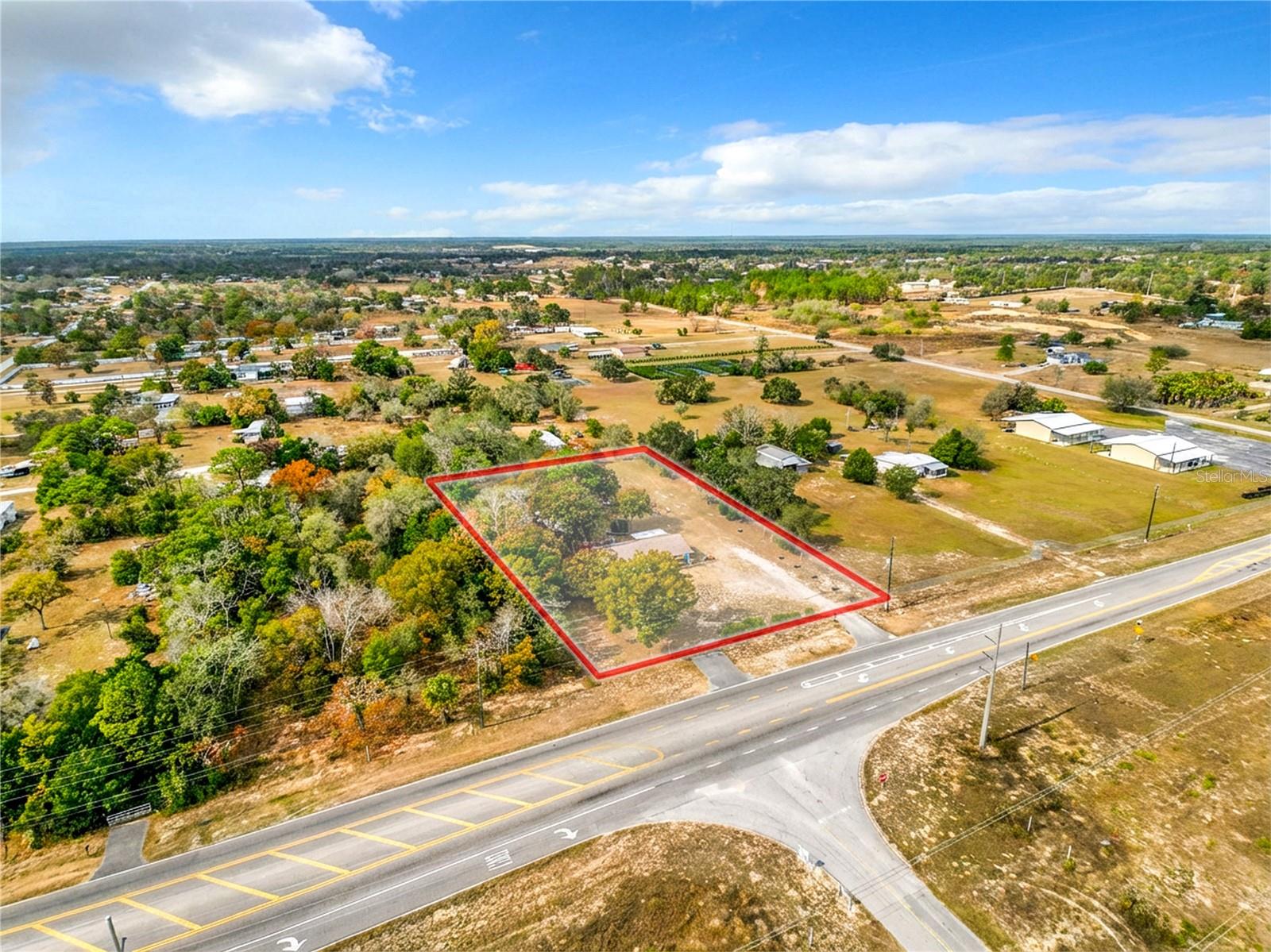 Listing photo id 0 for 9421 Sunshine Grove Road