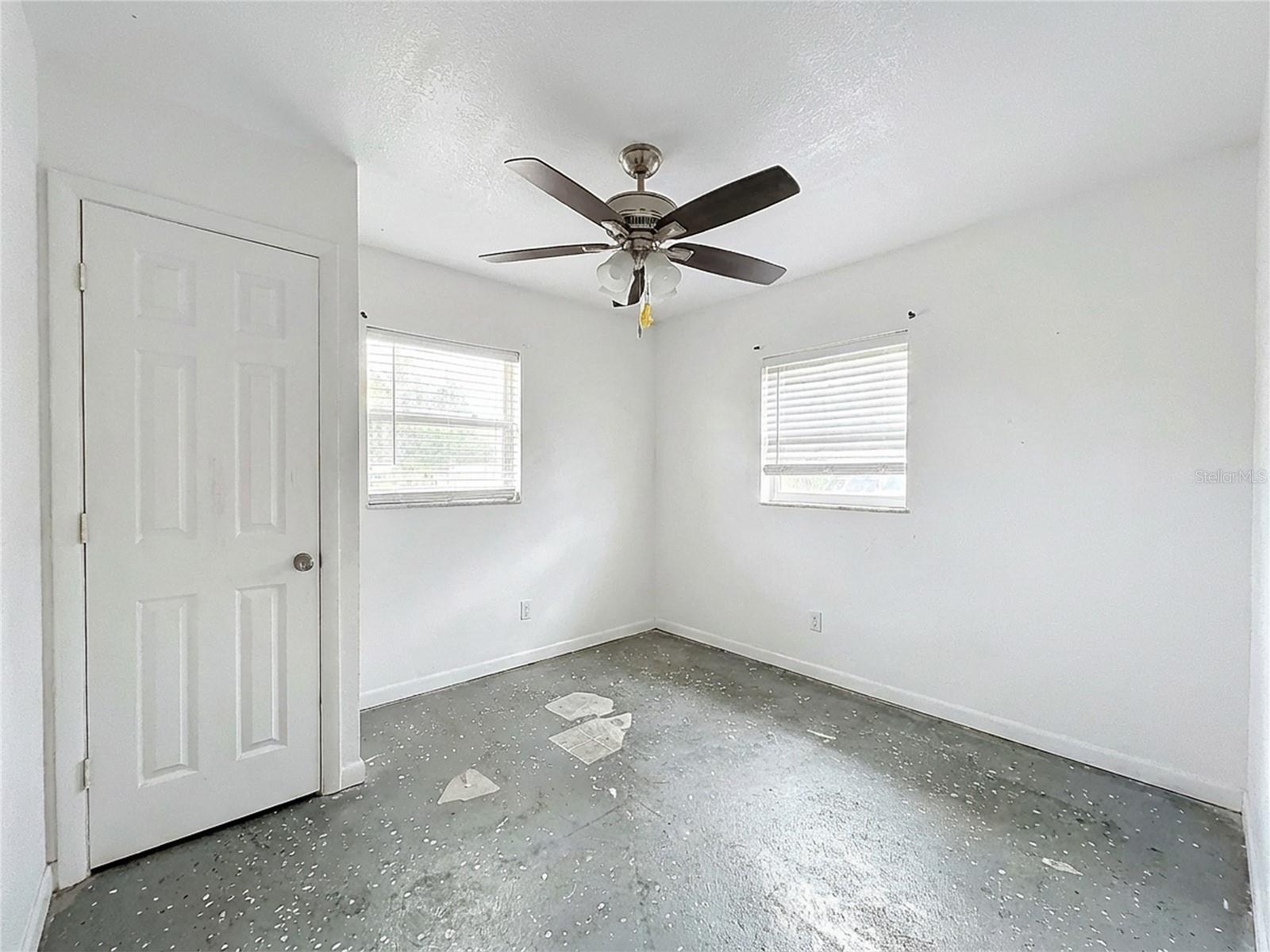 Listing photo id 22 for 9421 Sunshine Grove Road