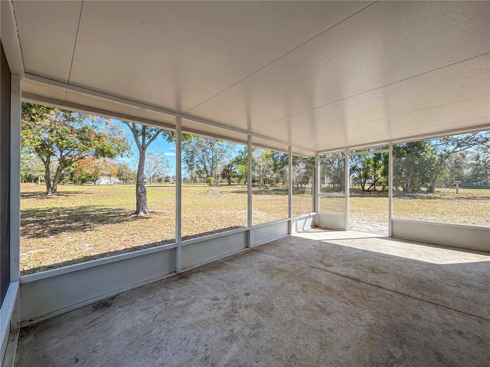 Listing photo id 28 for 9421 Sunshine Grove Road