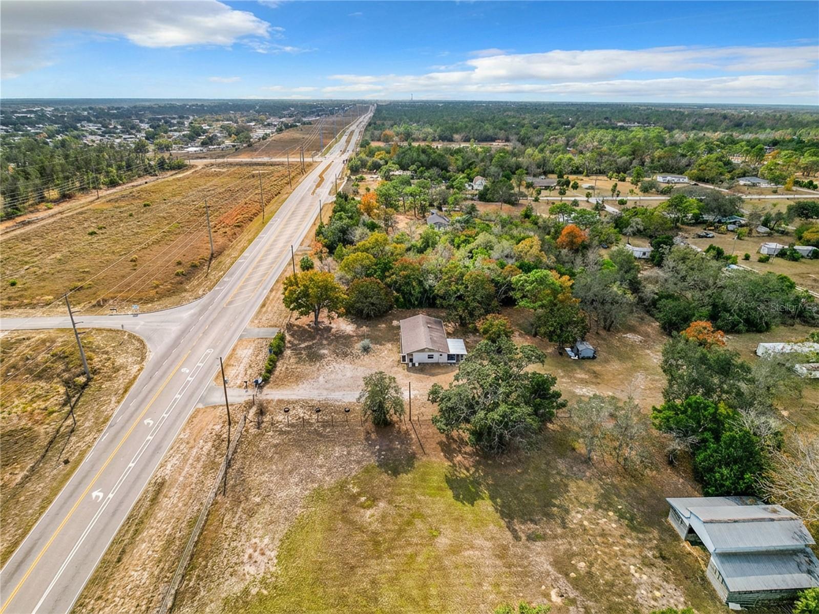 Listing photo id 37 for 9421 Sunshine Grove Road