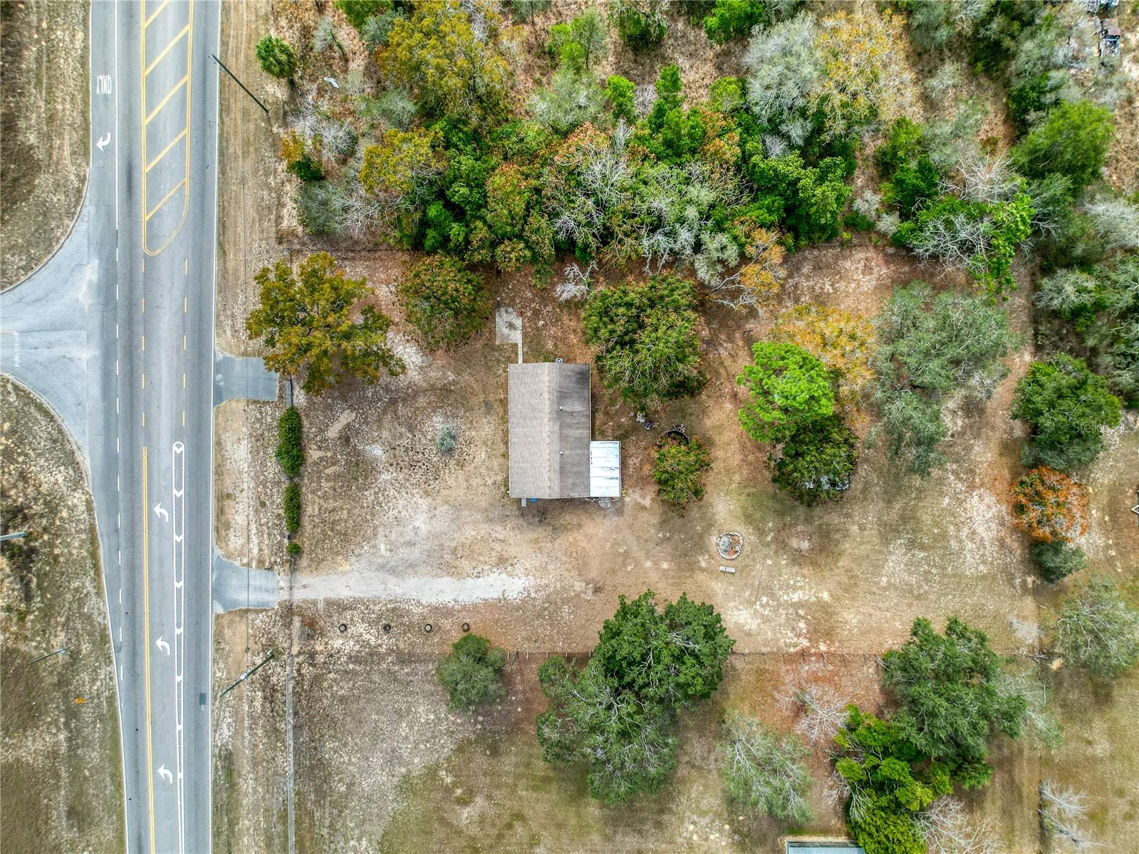 Listing photo id 43 for 9421 Sunshine Grove Road