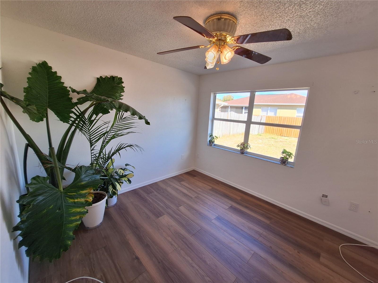 Image 32 of 88 For 10218 Barnett Loop