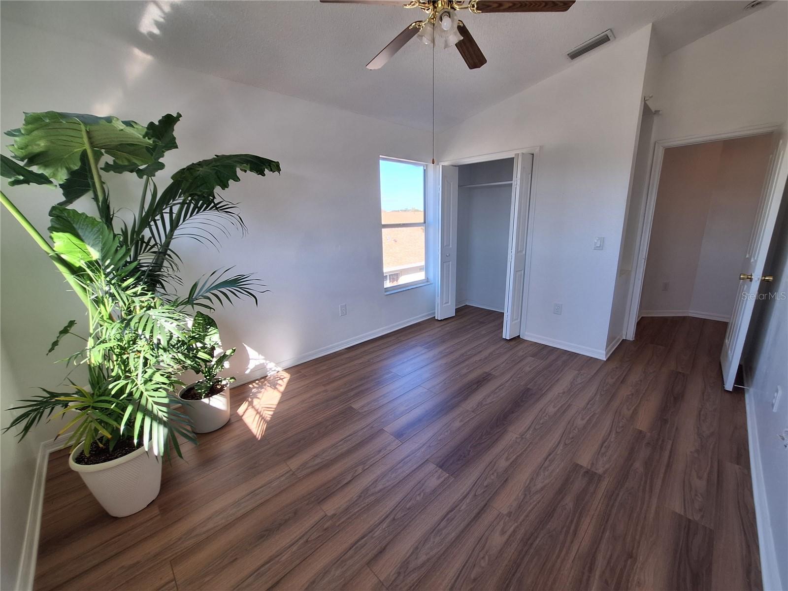 Image 51 of 88 For 10218 Barnett Loop