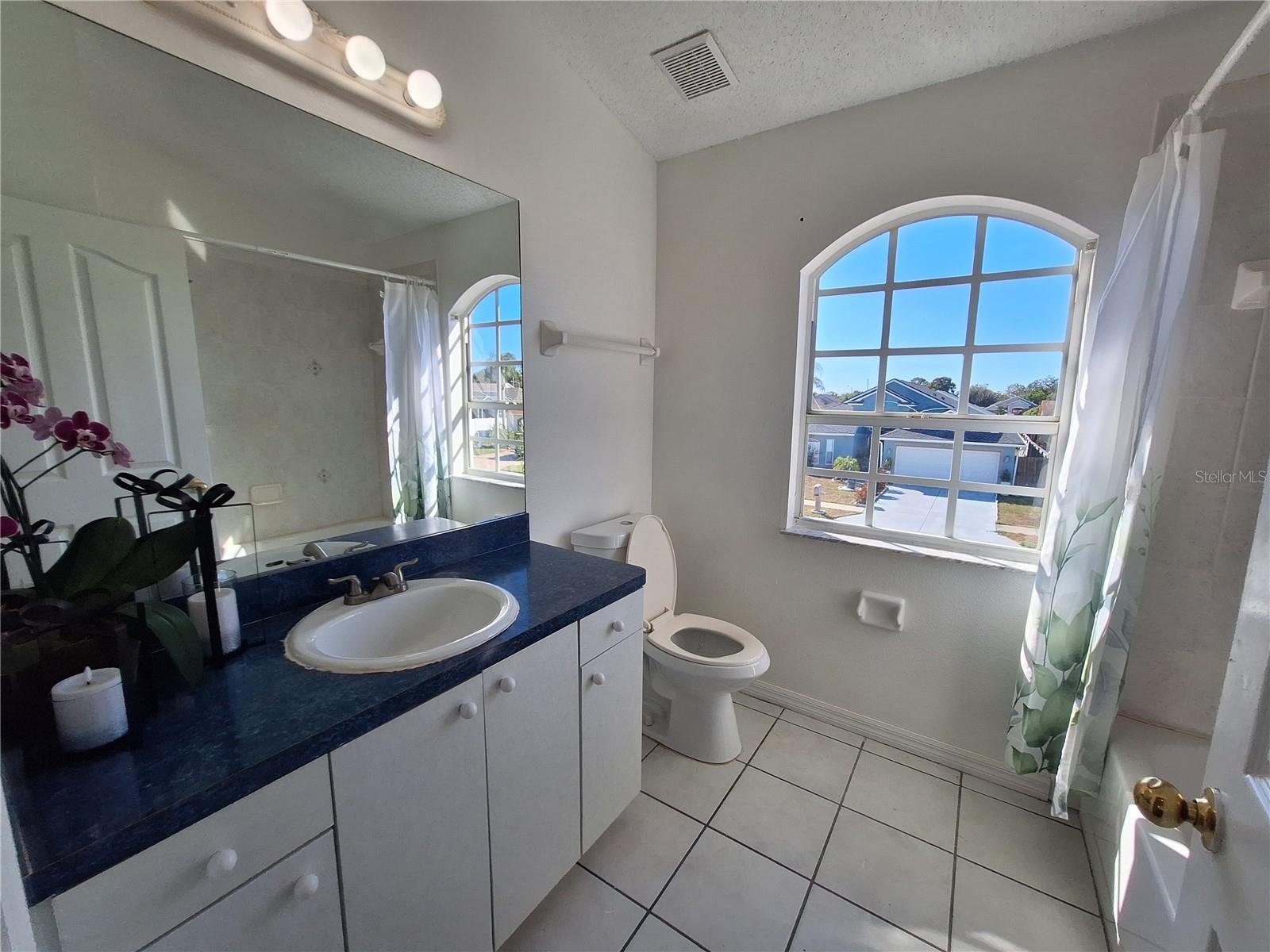 Image 56 of 88 For 10218 Barnett Loop