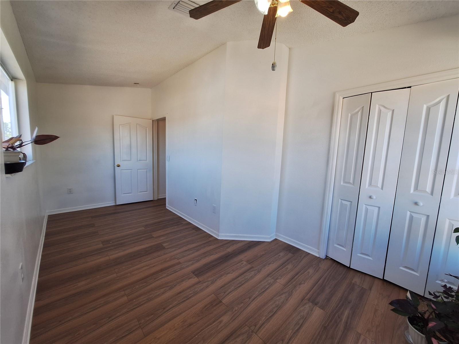 Image 62 of 88 For 10218 Barnett Loop