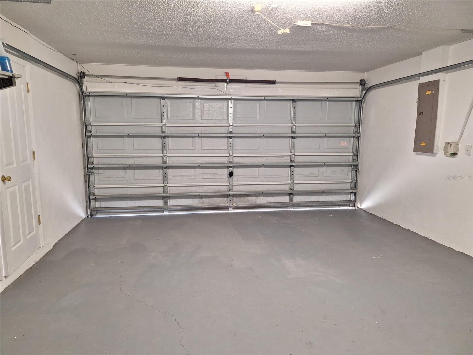 Image 65 of 88 For 10218 Barnett Loop