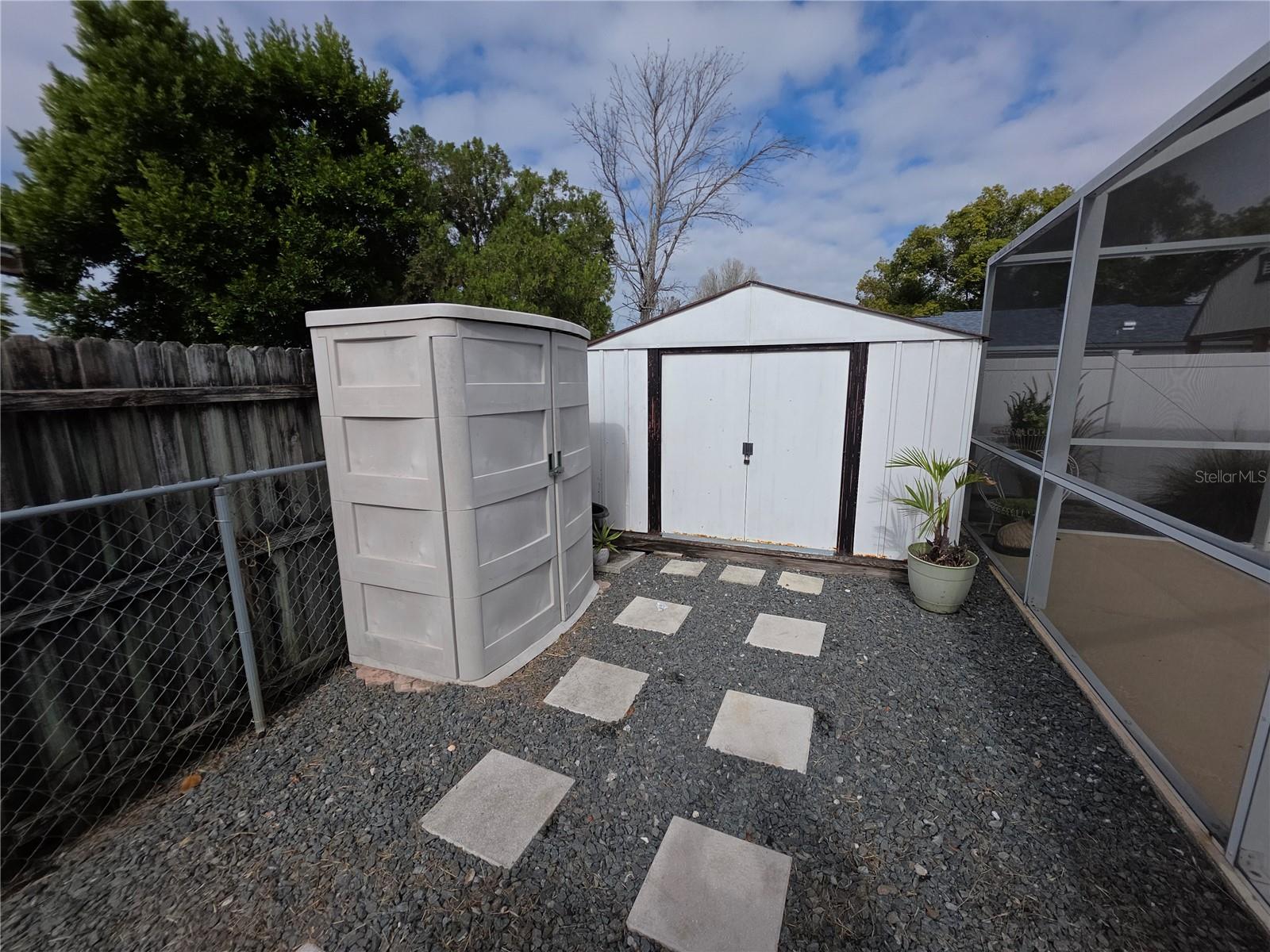 Image 23 of 25 For 6351 Sutherland Avenue