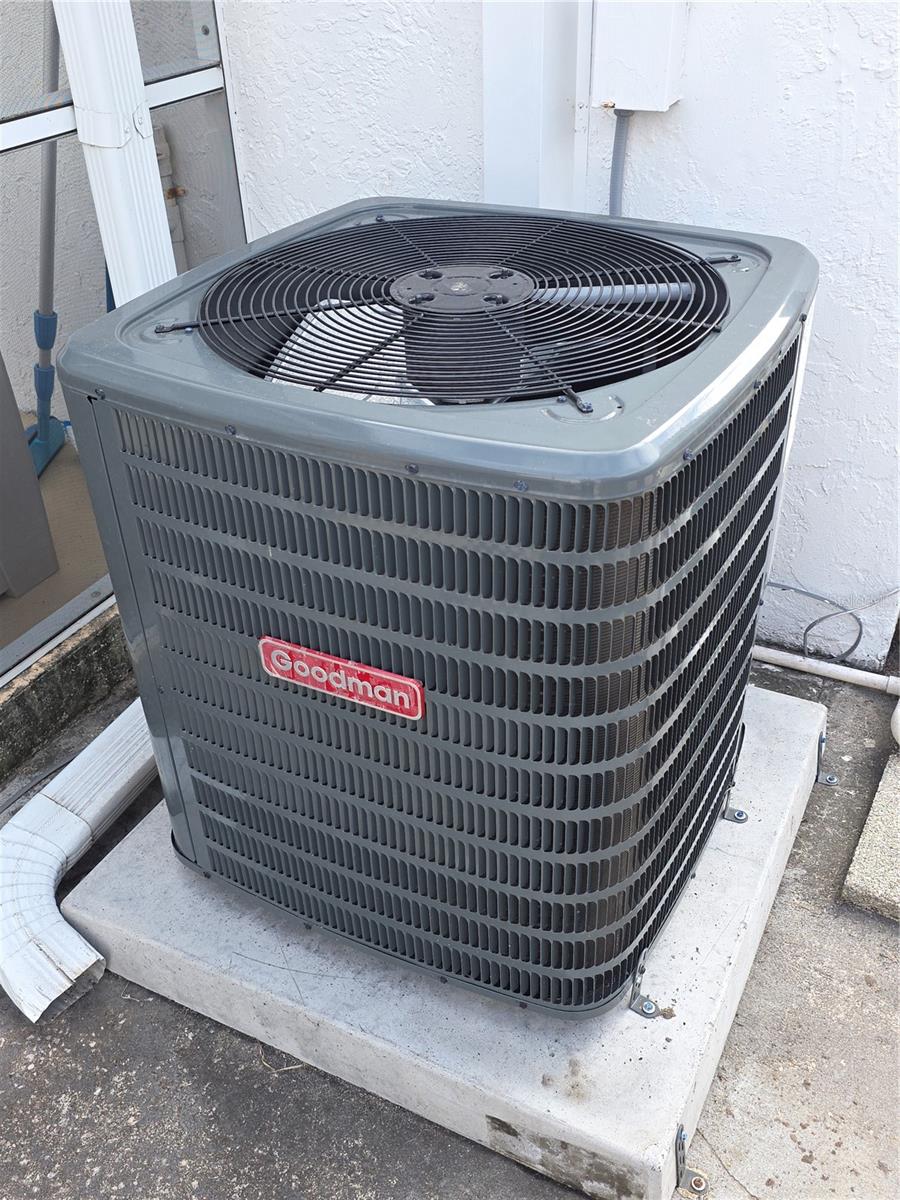 Image 24 of 25 For 6351 Sutherland Avenue