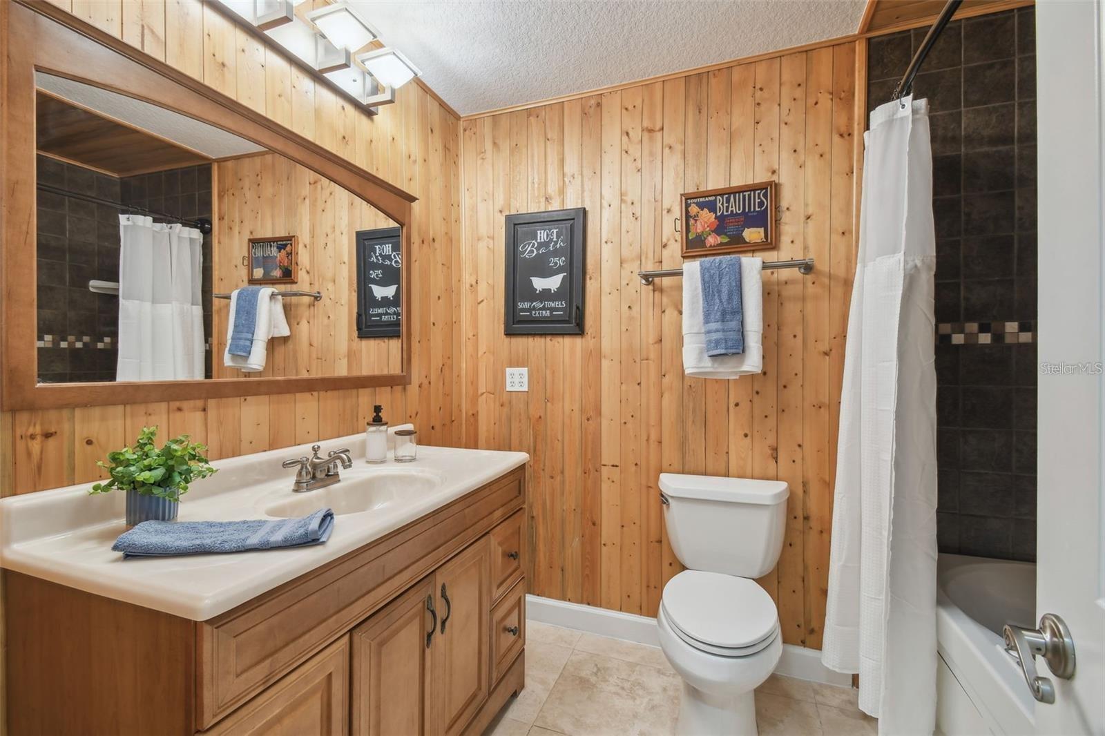 Image 29 of 46 For 10301 Nina Court