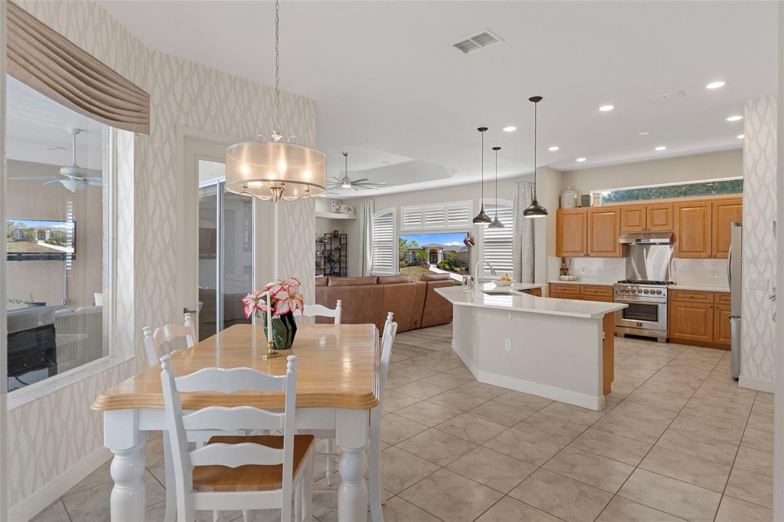 Image 11 of 64 For 13097 Pastore Court