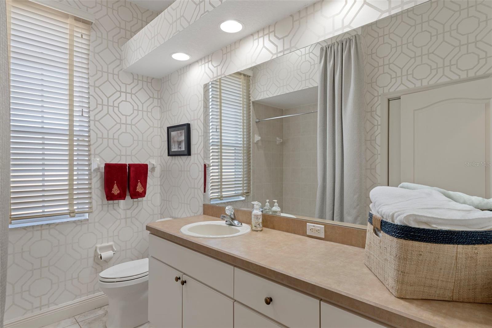 Image 31 of 64 For 13097 Pastore Court