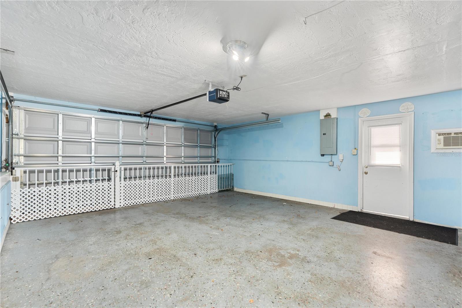 Image 20 of 31 For 6403 Edenmore Avenue