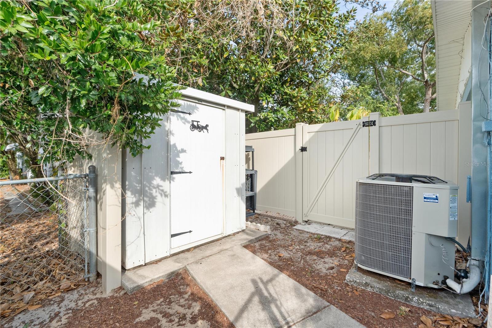 Image 26 of 31 For 6403 Edenmore Avenue