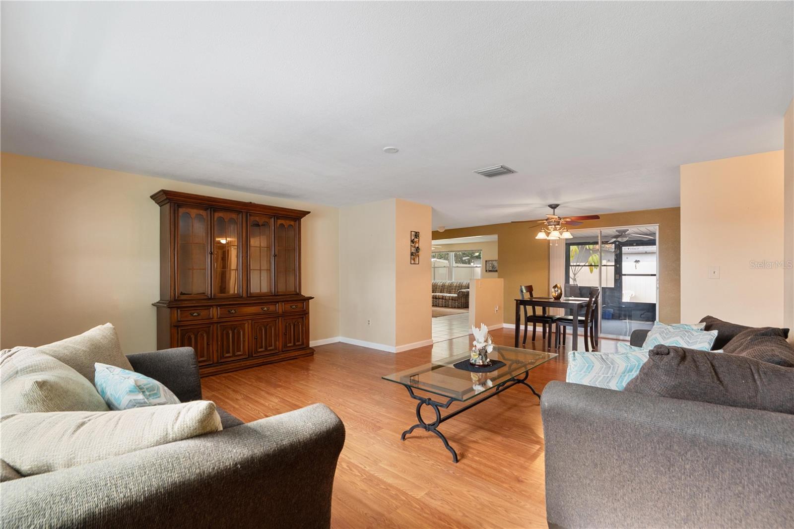 Image 3 of 31 For 6403 Edenmore Avenue