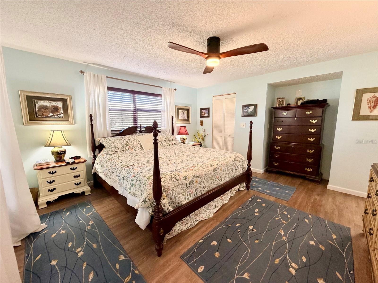 Image 18 of 41 For 9615 Brassie Court