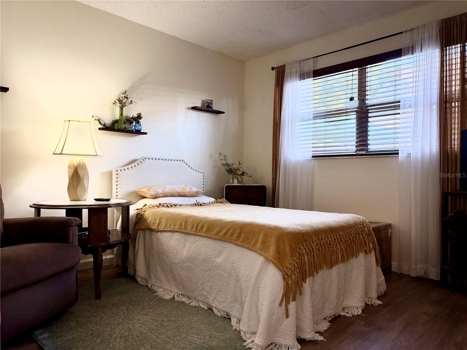 Image 23 of 41 For 9615 Brassie Court