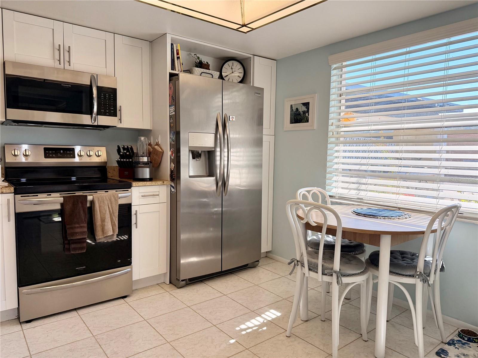 Image 3 of 41 For 9615 Brassie Court