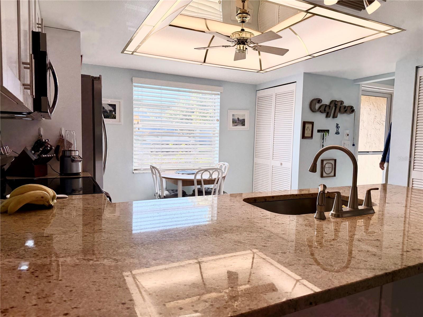 Image 5 of 41 For 9615 Brassie Court