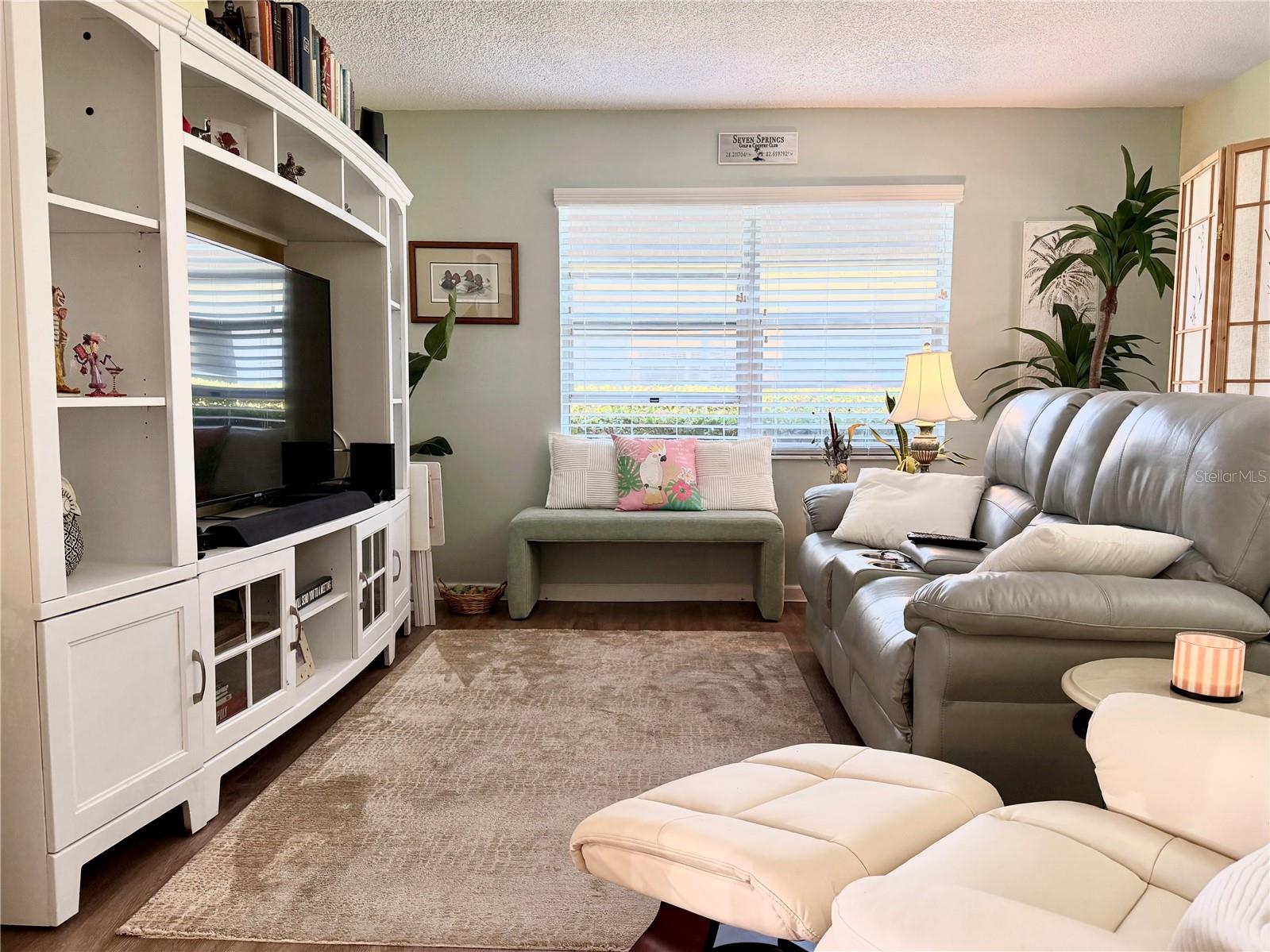 Image 6 of 41 For 9615 Brassie Court